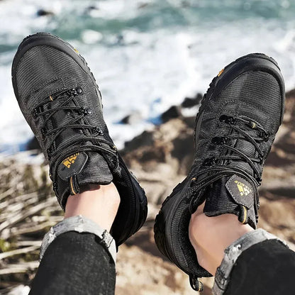 Four-Season Men's Hiking Shoes